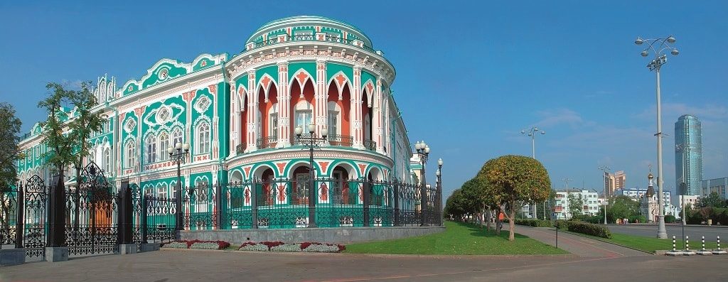 Одно из самых узнаваемых зданий старого Екатеринбурга – дом Севастьянова. Фото: Depositphotos