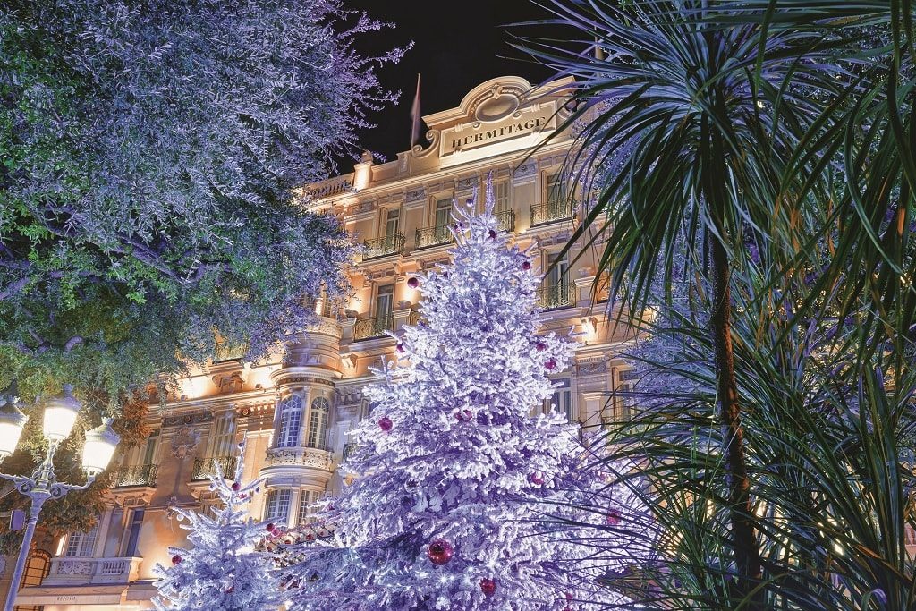 Отель Hermitage Monte-Carlo накануне Рождества и Нового года