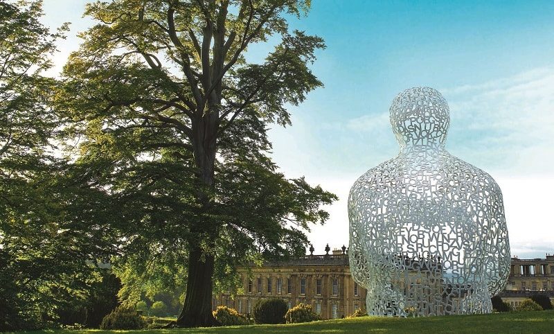 Скульптура испанца Жауме Пленса в парке – часть ежегодного проекта «Beyond Limits», который проводит здесь дом Sotheby’s. ФОТО: SOTHEBYS.COM