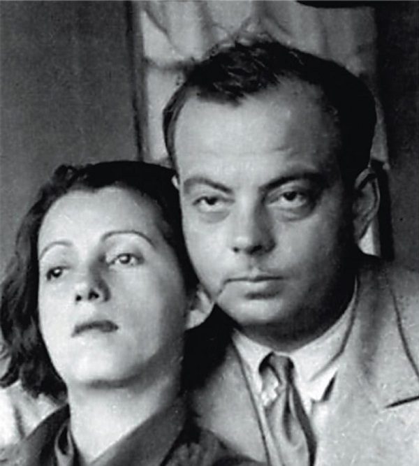 Антуан де Сент-Экзюпери с женой Консуэло. Начало 1930-х гг. ФОТО: SUCCESSION CONSUELO DE SAINT-EXUPÉRY