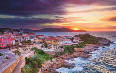 Корсика. ФОТО: SHUTTERSTOCK.COM