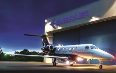 Embraer Phenom 300