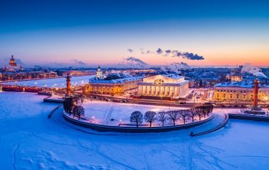Стрелка Васильевского острова. ФОТО: DEPOSITPHOTOS.COM