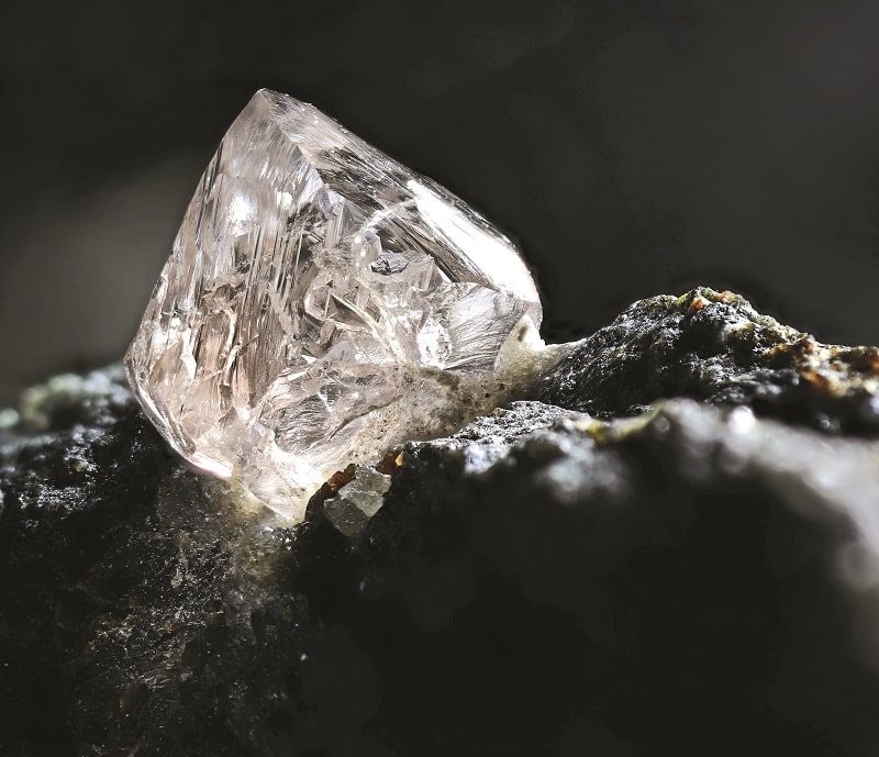 Роман с камнем: как добывают алмазы, изумруды и рубины