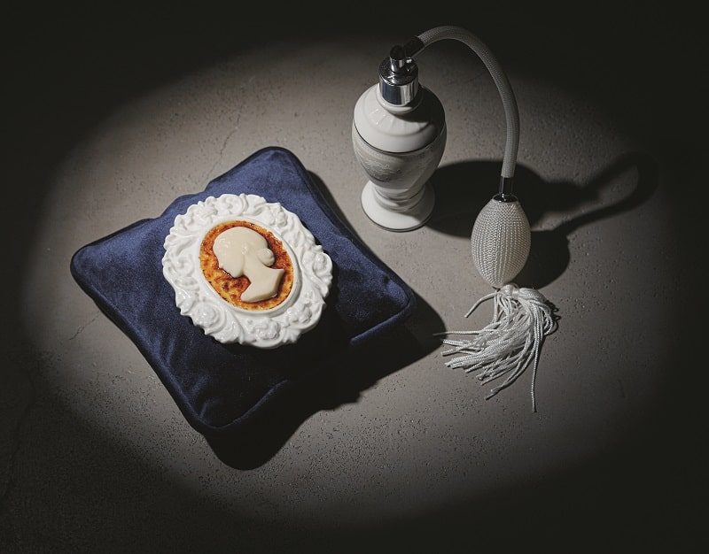 Десерт «Камея» – крем-брюле с йогуртовым желе